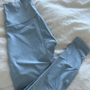 Lululemon wunder under 25 leggings